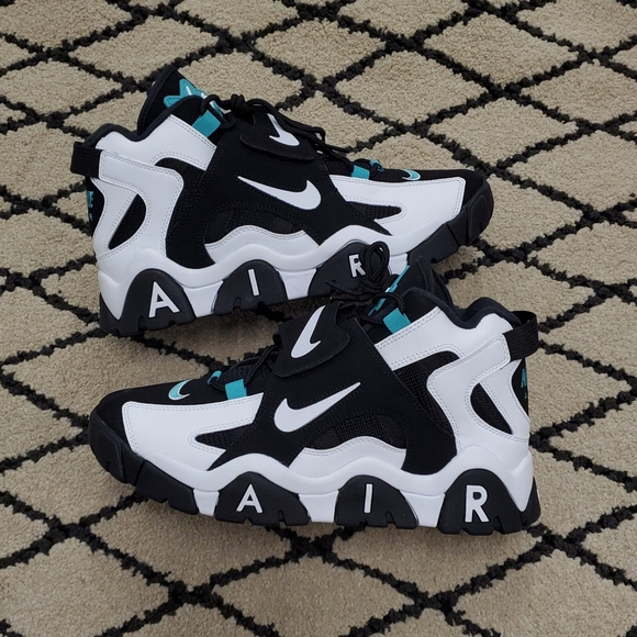 Nike Air Barrage Mid Cabana Sneakers 
